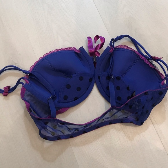Victoria’s Secret 34 D Polka Dot Bra Front Clasp - Picture 3 of 9